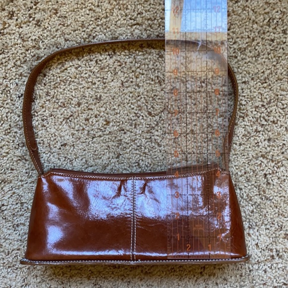 Kenneth Cole handbag - Picture 2 of 4